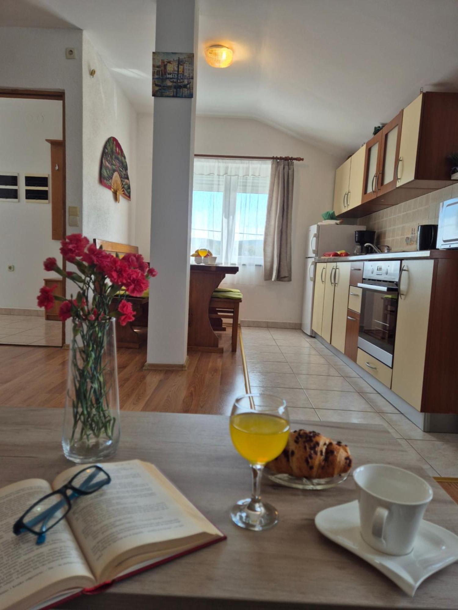 Apartman Lucija Pridraga Exterior foto