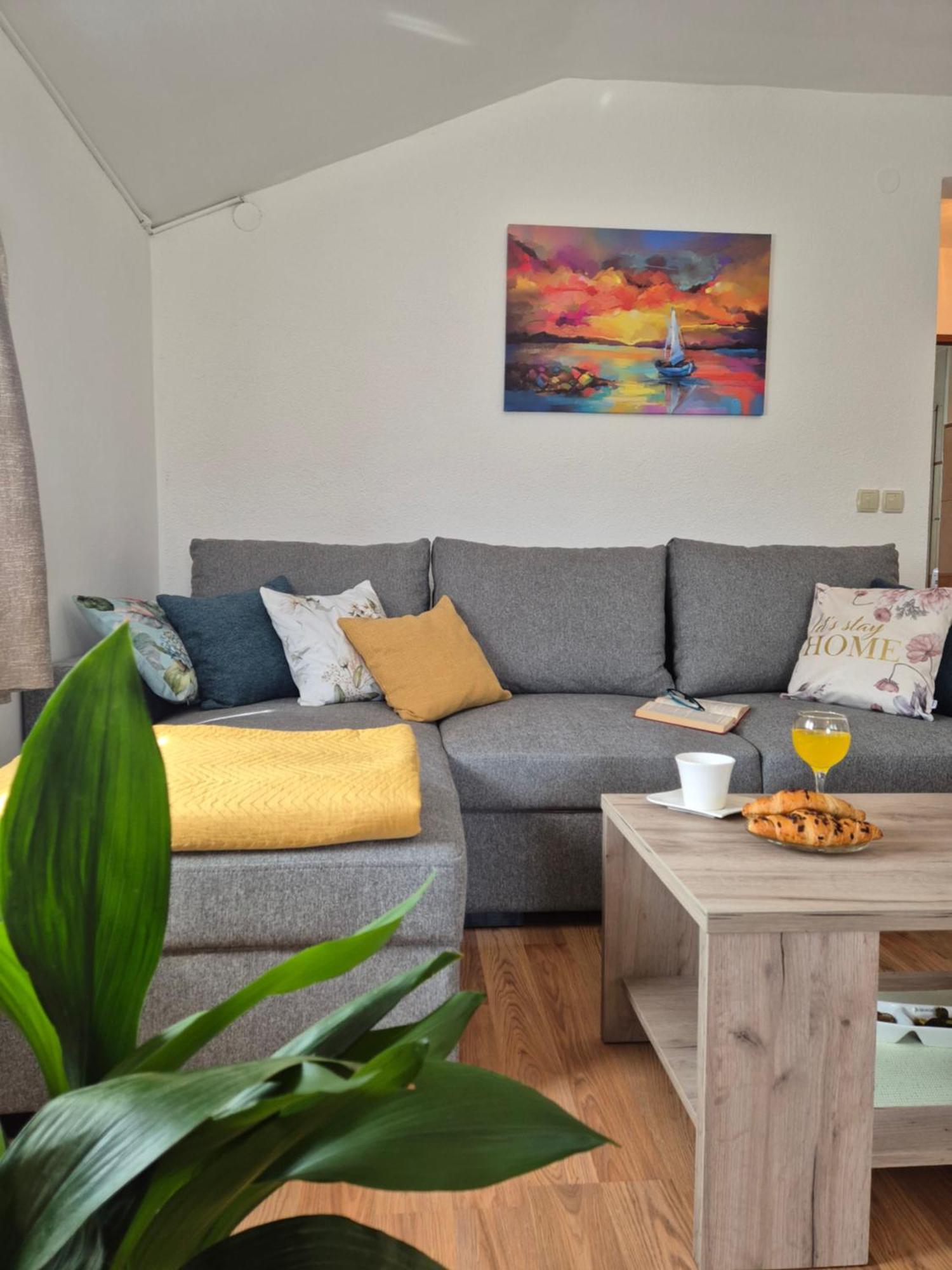 Apartman Lucija Pridraga Exterior foto