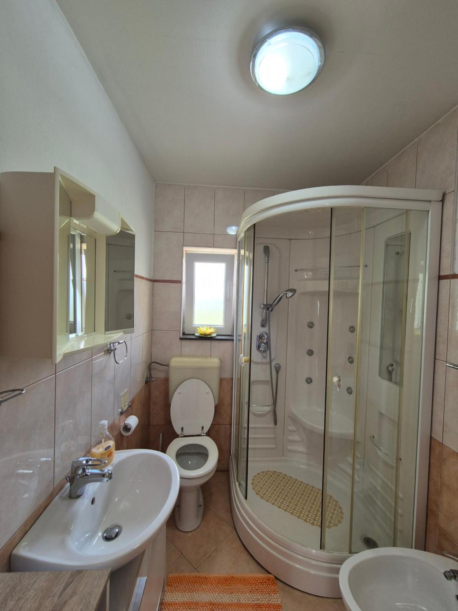 Apartman Lucija Pridraga Exterior foto