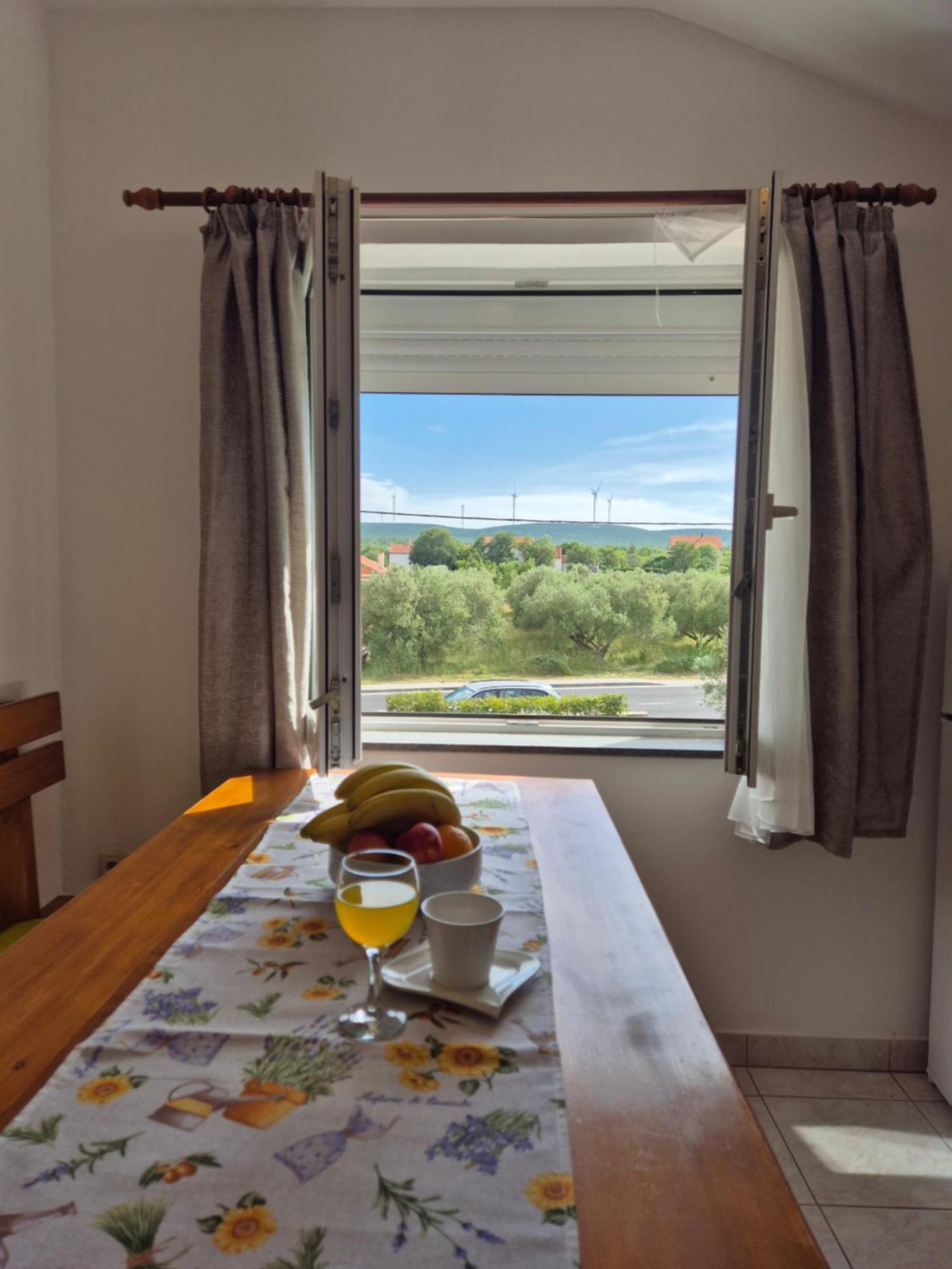 Apartman Lucija Pridraga Exterior foto